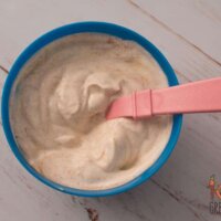 Need yummy ways to flavour Greek yoghurt? Perfect for kids who are used to kiddie yoghurts or who don't like it plain! Cheaper than buying prepackaged flavoured yoghurt.