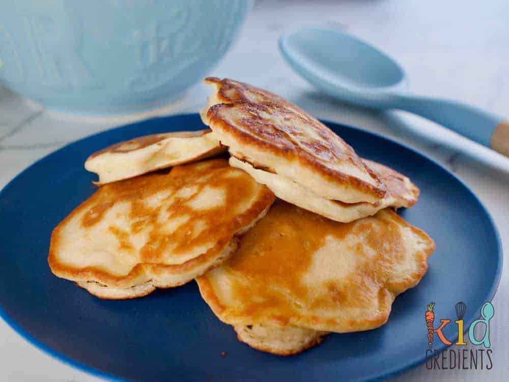 Yum! Perfect for breakfast, snack time or the lunchbox! This recipe is so simple!