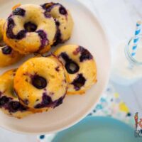 baked blueberry yoghurt donuts, the best sugar free donuts you can bake! Delicious and kid friendly! #kidsfood #baked #blueberry #donuts #familyfoo #healthyfood #healthykids