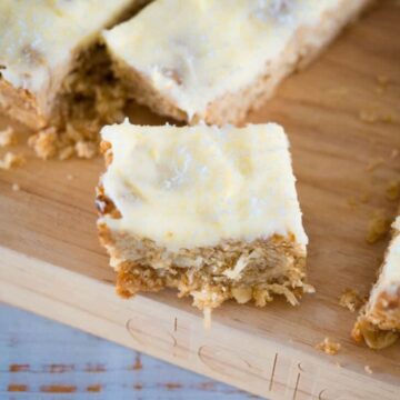 lemon crunch slice on the chopping board in pieces
