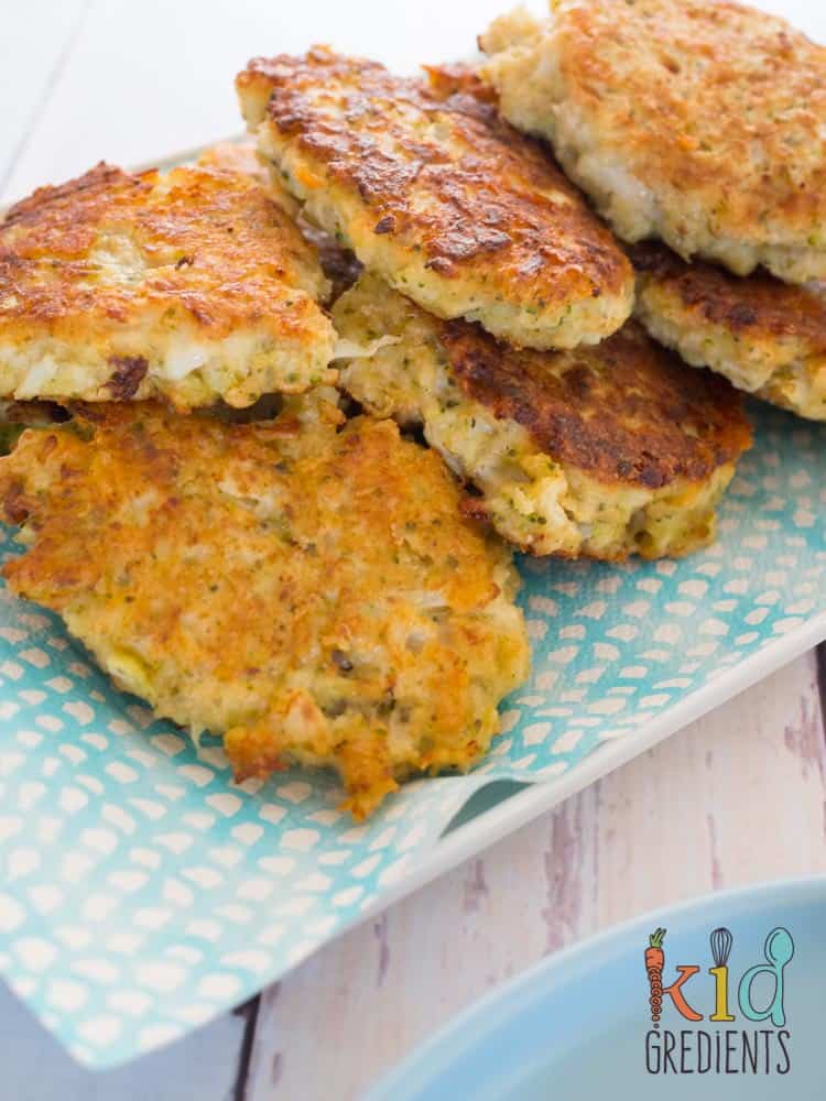 Cauliflower, broccoli and cheese fritters-14