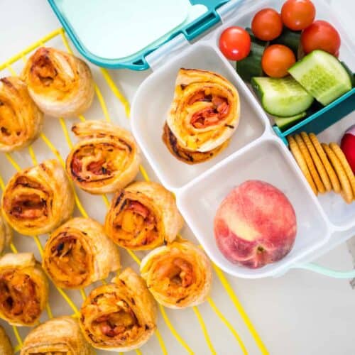 Easiest Ever Ham and Cheese Pizza Scrolls - Kidgredients